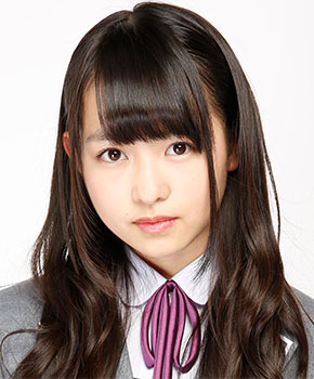 ファイル:2012年乃木坂46プロフィール 伊藤万理華 4.jpg