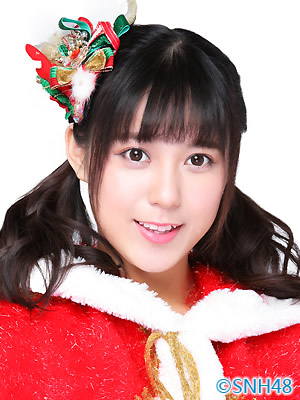 ファイル:2015年SNH48プロフィール 董艳芸 4.jpg
