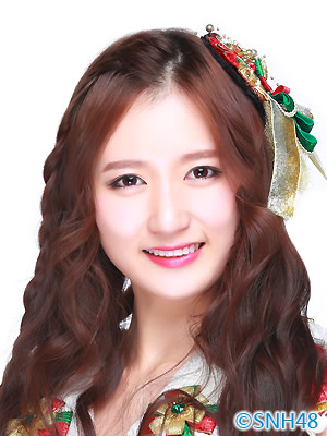 ファイル:2015年SNH48プロフィール 吴哲晗 4.jpg