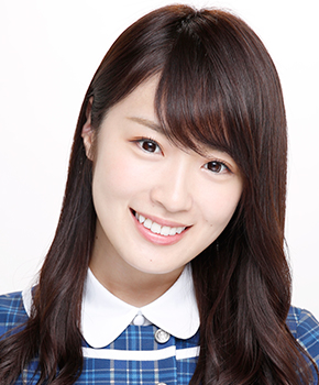 ファイル:2016年乃木坂46プロフィール 高山一実 2.jpg