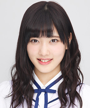 ファイル:2015年乃木坂46プロフィール 伊藤純奈 2.jpg