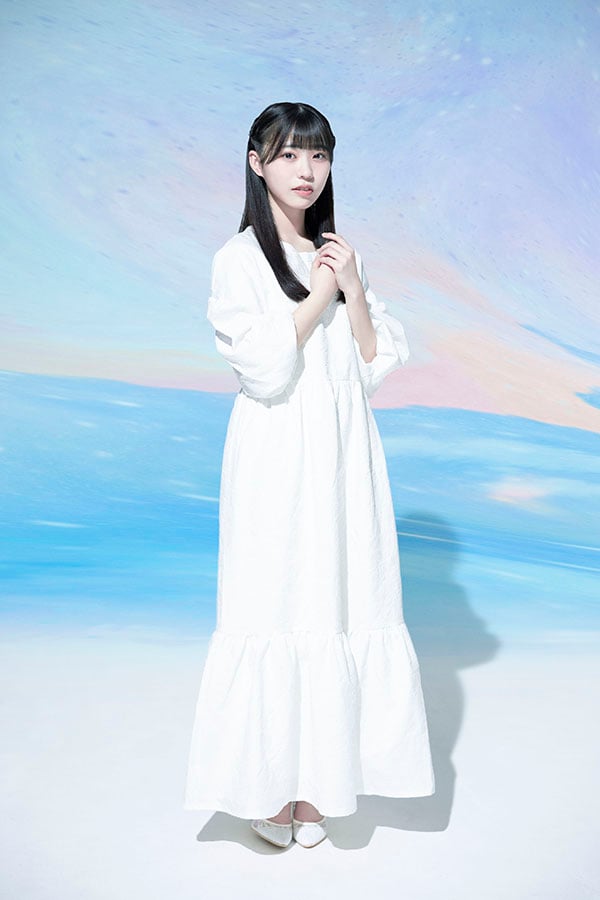 ファイル:2024年夏霞プロフィール全身写真 金澤亜美.jpg - エケペディア