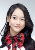 ファイル:2013年JKT48プロフィール Rona Anggreani.jpg