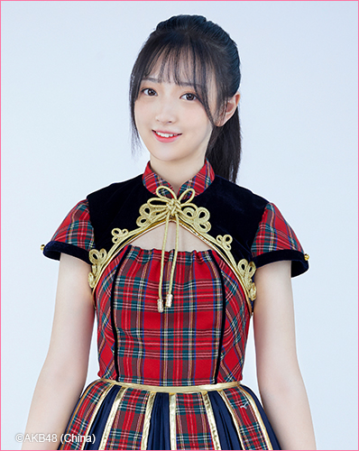 ファイル:2019年AKB48 Team SHプロフィール 张樱璐 2.jpg