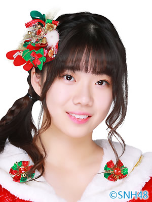 ファイル:2015年SNH48プロフィール 沈梦瑶 2.jpg