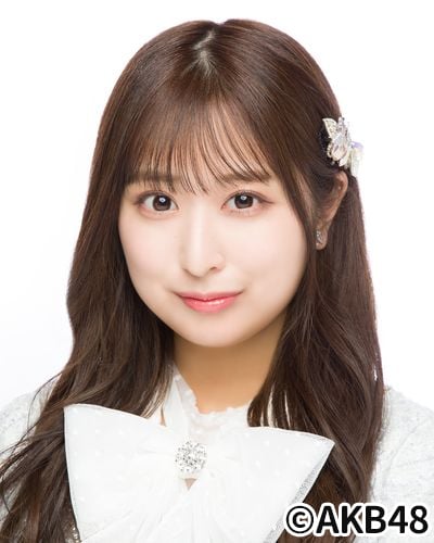 ファイル:2022年AKB48プロフィール 吉橋柚花.jpg