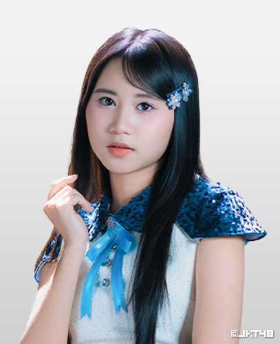 ファイル:2026年JKT48プロフィール Alya Amanda 2.jpg