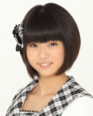 ファイル:2011年HKT48プロフィール 熊沢世莉奈.jpg