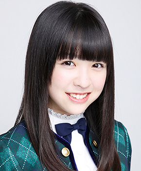 ファイル:2014年乃木坂46プロフィール 渡辺みり愛 3.jpg