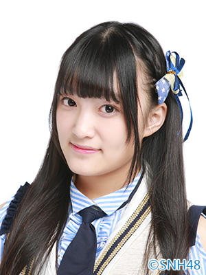 ファイル:2015年SNH48プロフィール 冯晓菲 2.jpg