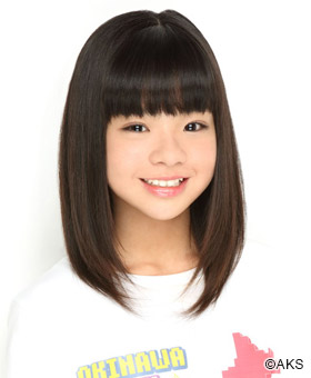 ファイル:2014年AKB48プロフィール 宮里莉羅 2.jpg