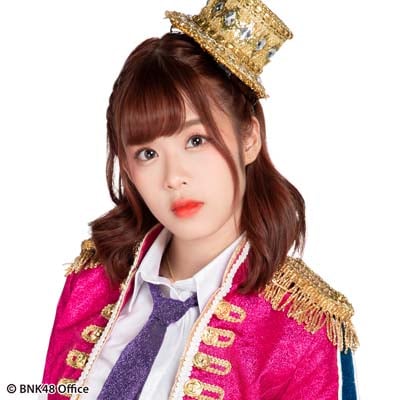 ファイル:2018年BNK48プロフィール Pimrapat Phadungwatanachok 3.jpg