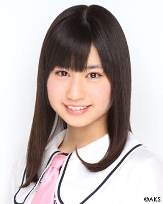 ファイル:2013年HKT48プロフィール 安陪恭加.jpg