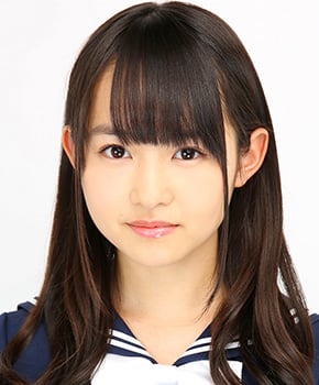 ファイル:2013年乃木坂46プロフィール 伊藤万理華.jpg