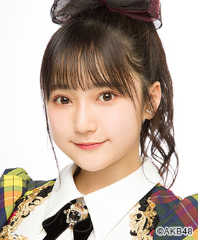 ファイル:2020年AKB48プロフィール 鈴木くるみ.jpg