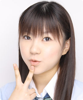 ファイル:2007年AKB48プロフィール 成瀬理沙.jpg