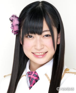 ファイル:2011年NMB48プロフィール 吉田朱里 2.jpg