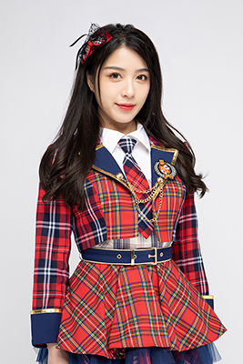 ファイル:2021年AKB48 Team SHプロフィール 毛唯嘉 2.jpg