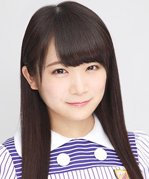 ファイル:2015年乃木坂46プロフィール 秋元真夏 2.jpg