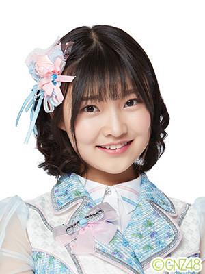 ファイル:2016年GNZ48プロフィール 刘筱筱.jpg