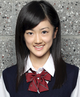 ファイル:2011年乃木坂46プロフィール 樋口日奈.jpg