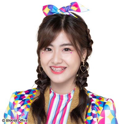 ファイル:2019年BNK48プロフィール Nuttakul Pimtongchaikul 1.jpg