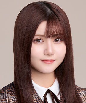 ファイル:2021年乃木坂46プロフィール 伊藤理々杏 4.jpg