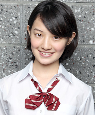 ファイル:2011年乃木坂46プロフィール 中田花奈.jpg