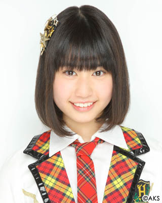 ファイル:2012年HKT48プロフィール 安陪恭加.jpg