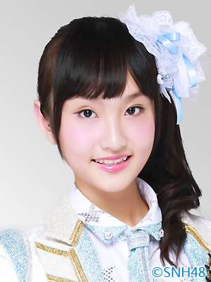 ファイル:2015年SNH48プロフィール 宋思娴.jpg