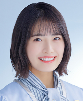 ファイル:2021年乃木坂46プロフィール 清宮レイ.jpg
