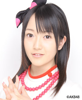 ファイル:2008年AKB48プロフィール 佐藤亜美菜 2.jpg