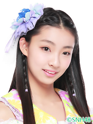 ファイル:2016年SNH48プロフィール 吕梦莹.jpg