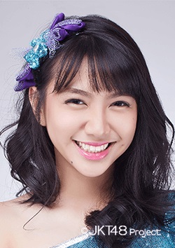 ファイル:2016年JKT48プロフィール Shania Junianatha.jpg