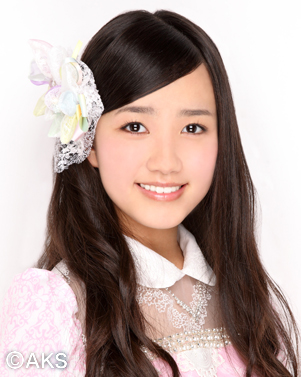ファイル:2013年AKB48プロフィール 加藤玲奈.jpg