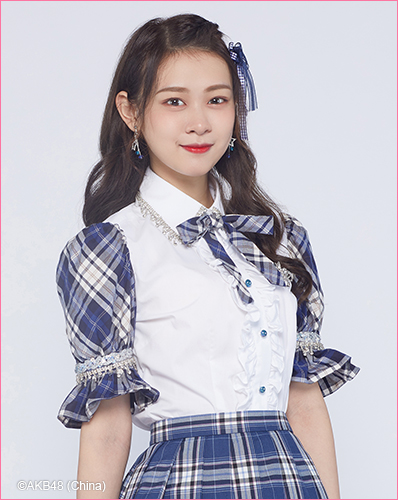 ファイル:2019年AKB48 Team SHプロフィール 宋欣然 1.jpg