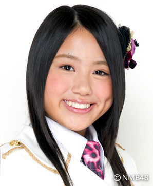 ファイル:2011年NMB48プロフィール 沖田彩華 2.jpg