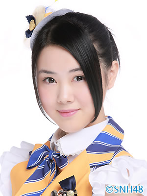 ファイル:2015年SNH48プロフィール 王柏硕.jpg