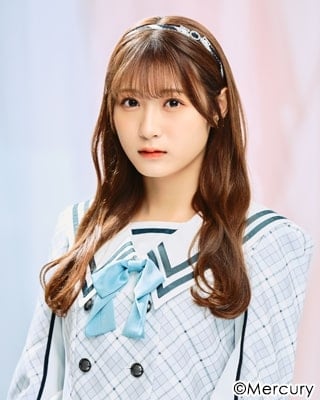 ファイル:2022年HKT48プロフィール 宮﨑想乃.jpg