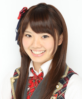 ファイル:2010年AKB48プロフィール 牛窪紗良.jpg