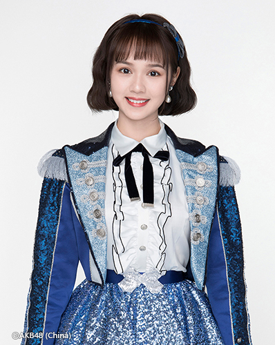 ファイル:2018年AKB48 Team SHプロフィール 刘念 2.jpg