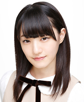 ファイル:2013年乃木坂46プロフィール 中田花奈 3.jpg