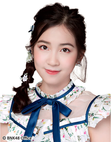ファイル:2018年BNK48プロフィール Janista Tansiri 2.jpg