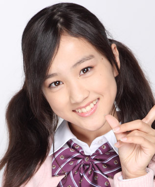 ファイル:2011年乃木坂46プロフィール 星野みなみ 2.jpg