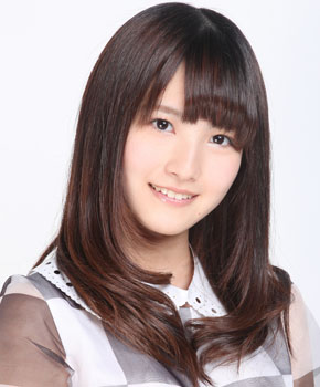 ファイル:2012年乃木坂46プロフィール 柏幸奈 2.jpg
