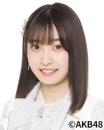 ファイル:2022年AKB48プロフィール 坂川陽香.jpg