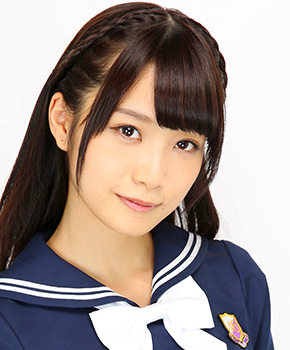 ファイル:2013年乃木坂46プロフィール 深川麻衣.jpg