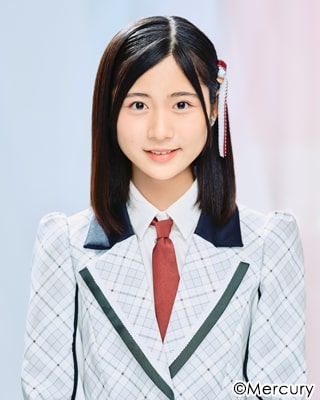 ファイル:2022年HKT48プロフィール 井澤美優 2.jpg