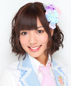 ファイル:2011年AKB48プロフィール 野中美郷.jpg