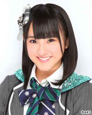 ファイル:2013年HKT48プロフィール 植木南央.jpg